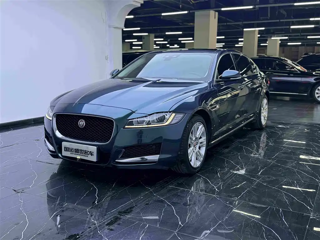 Jaguar XFL