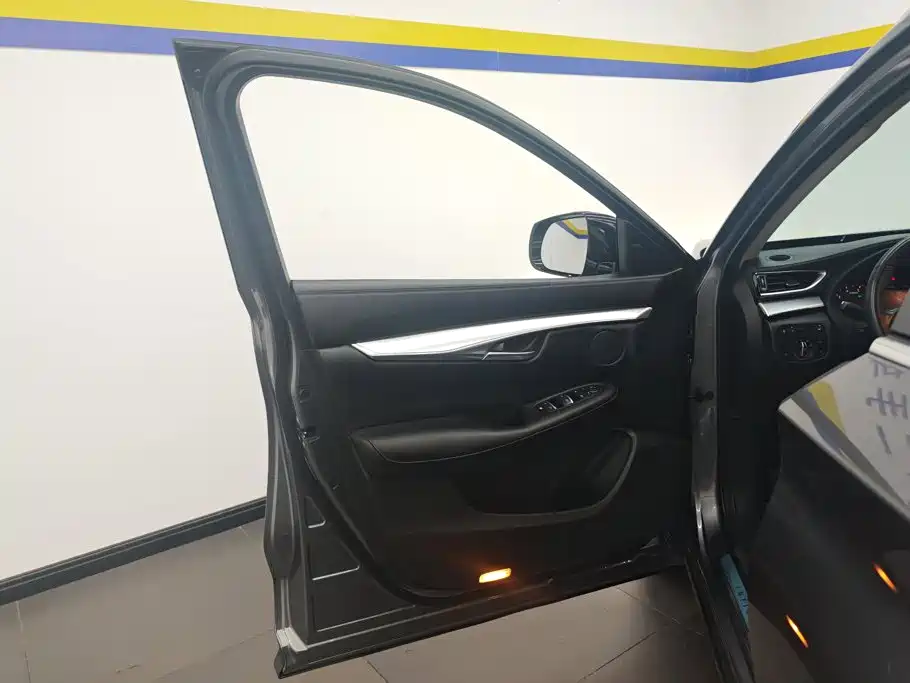 Infiniti QX50 — миниатюра 7