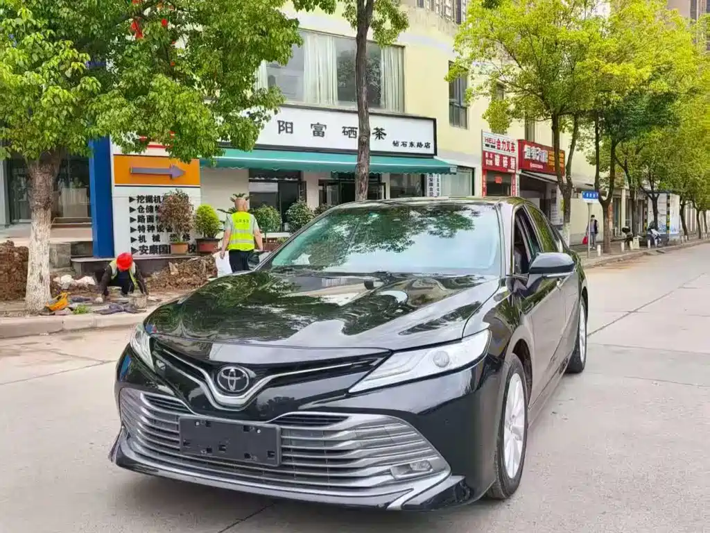 Купить Toyota Camry