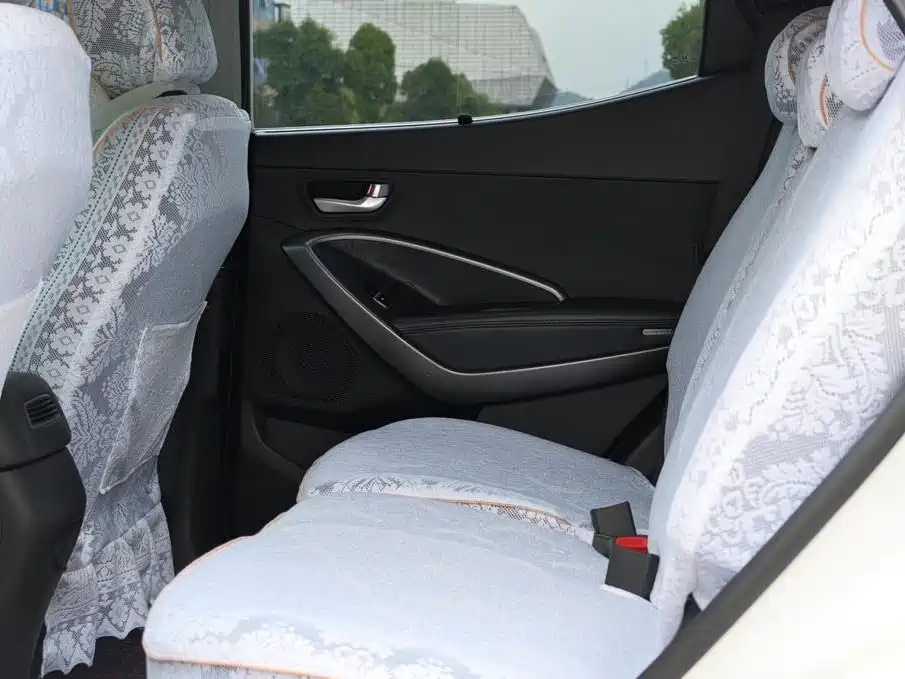 Hyundai Santa Fe — миниатюра 12