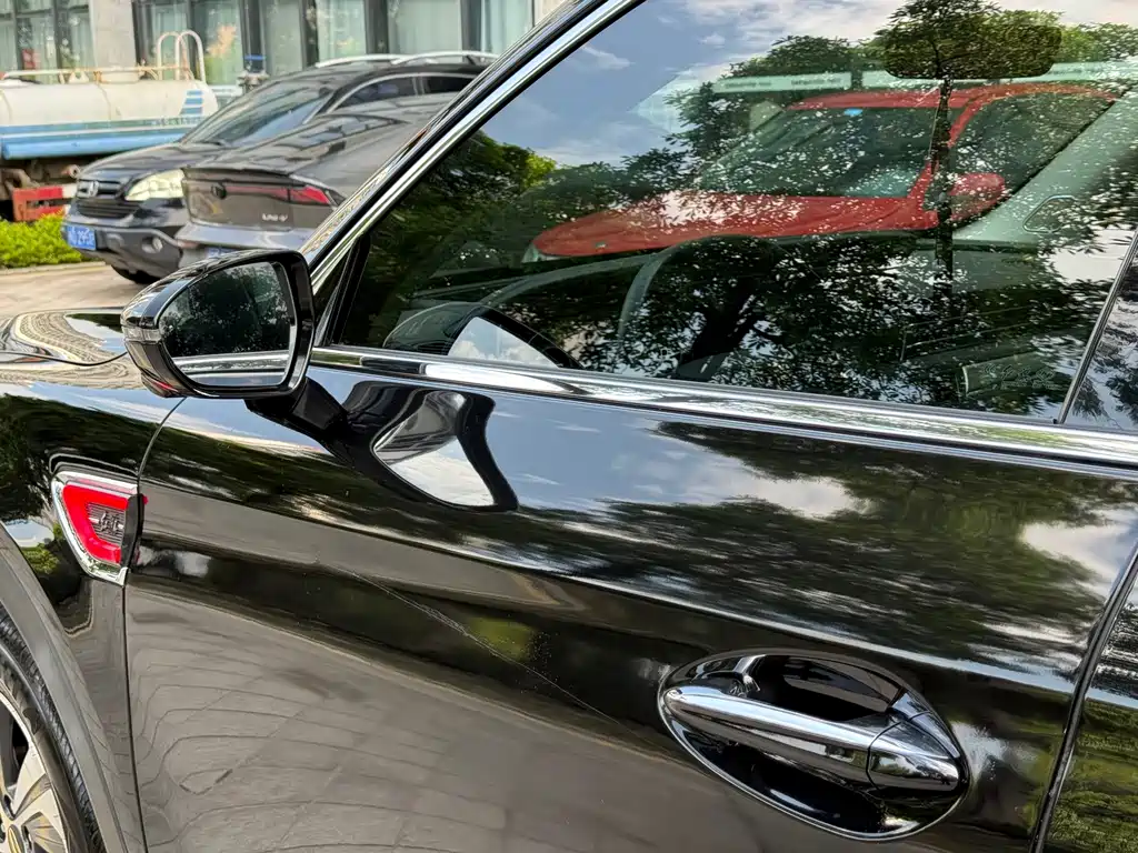Hongqi Hongqi HS5 — миниатюра 10