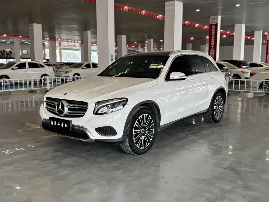 Купить Mercedes-Benz GLC