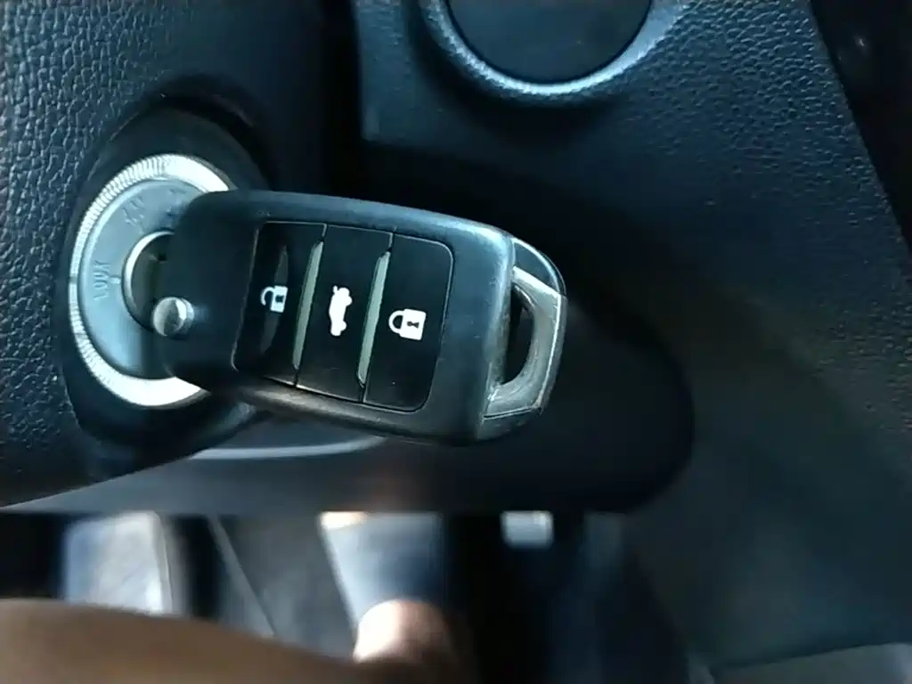 Changan CS15 — миниатюра 9