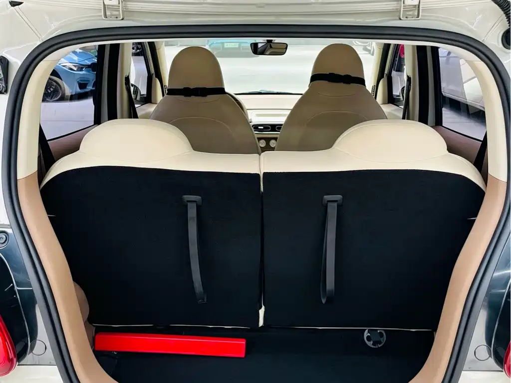 Wuling MINIEV — миниатюра 14