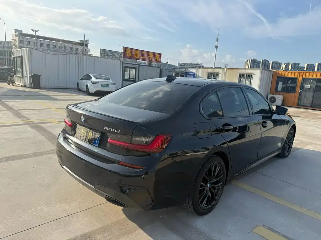 BMW 3 Series — миниатюра 6