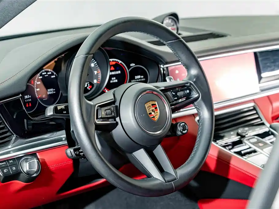 Porsche Panamera — миниатюра 12