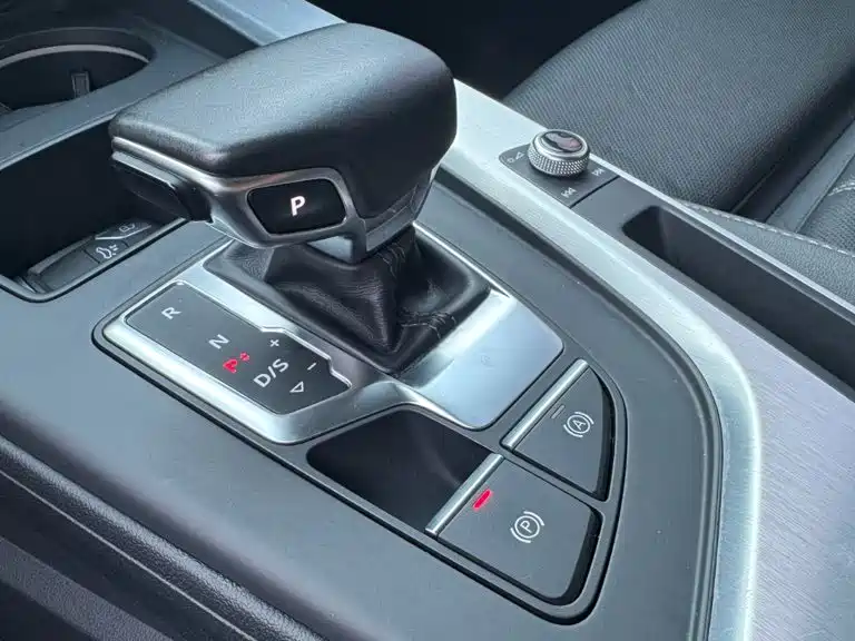 Audi A4L — миниатюра 16