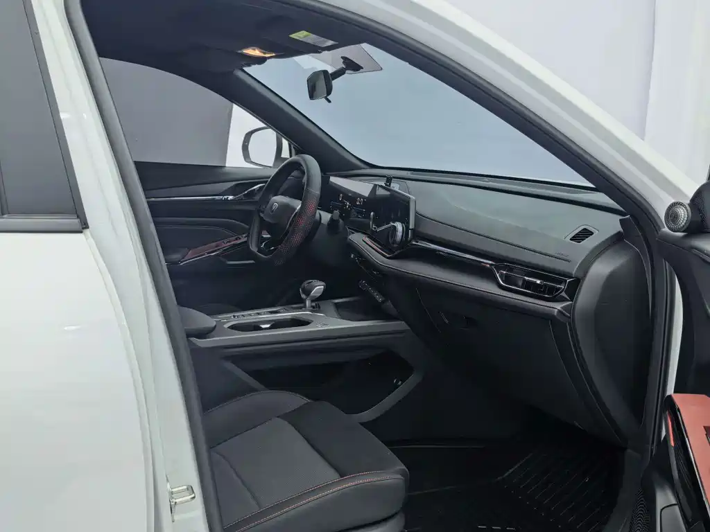Changan X5 PLUS — миниатюра 10