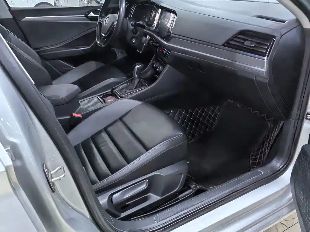 Volkswagen Sagitar — миниатюра 11