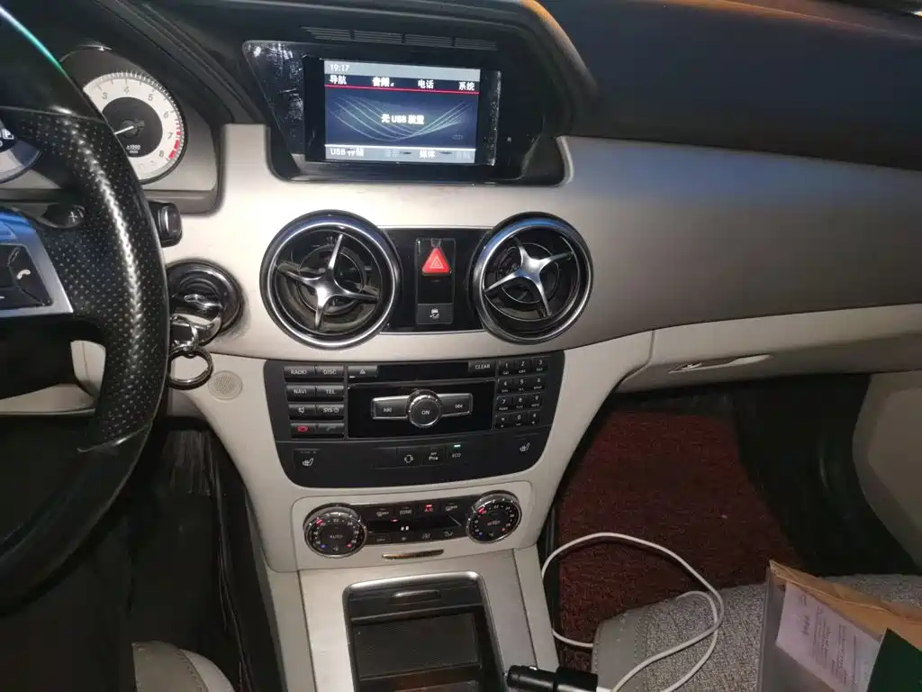 Mercedes-Benz GLK-Class — миниатюра 9