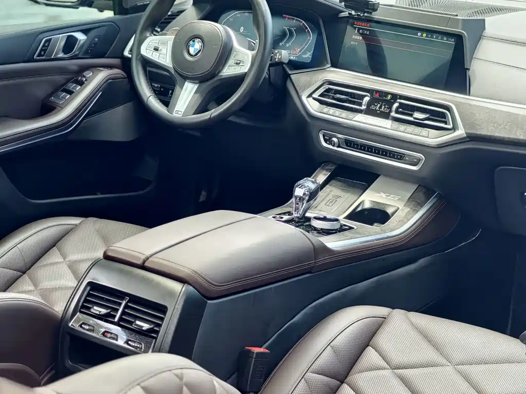 BMW X5 — миниатюра 11
