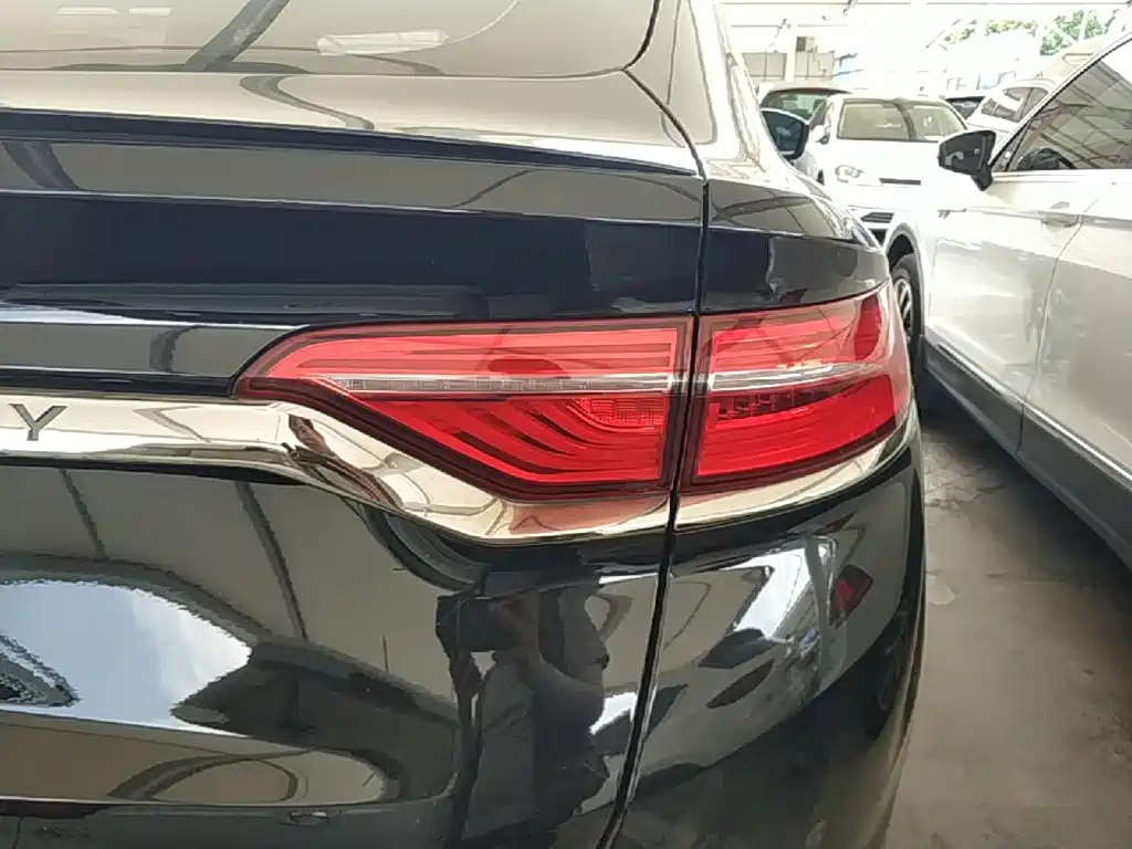 Geely Xingyue — миниатюра 8