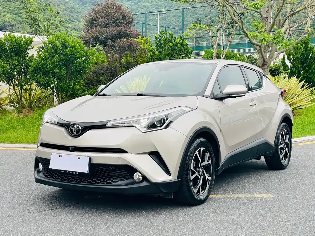 Toyota C-HR 2020 2.0L Lead