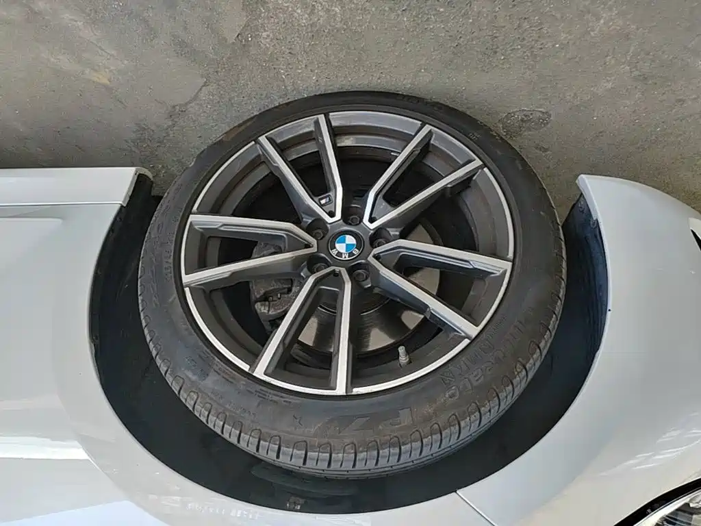 BMW 3 Series — миниатюра 23