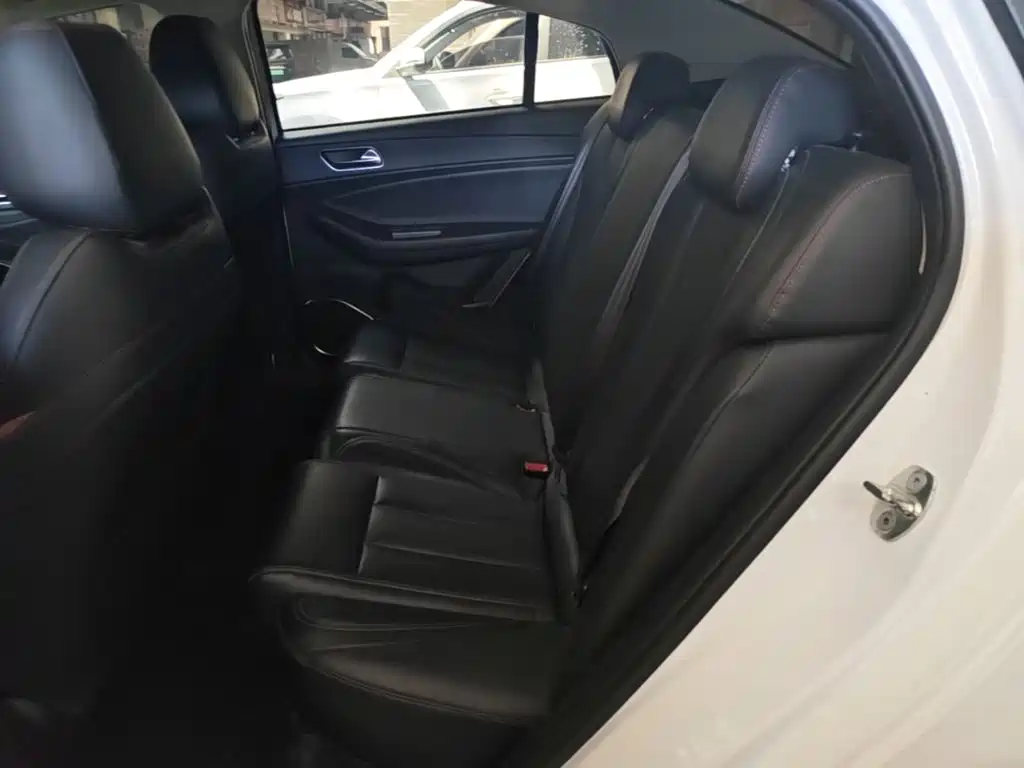 Chery Arrizo 5 PLUS — миниатюра 17