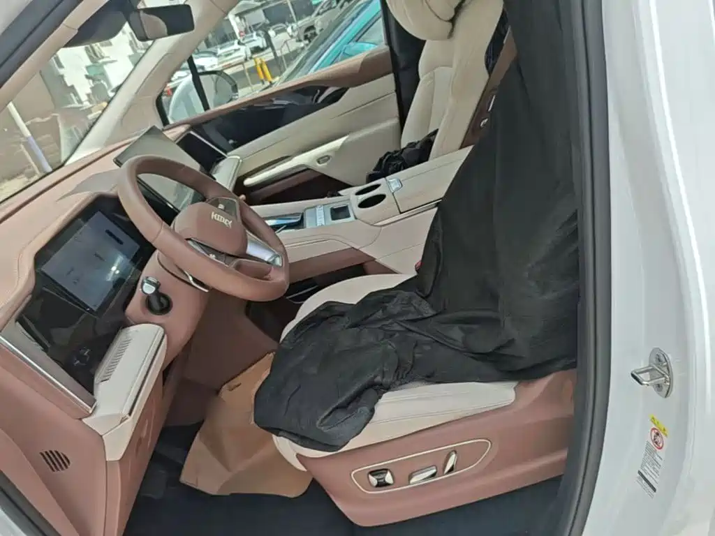 BYD Xia — миниатюра 15