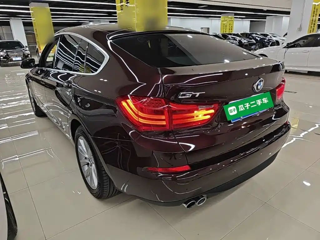 BMW 5 Series GT — миниатюра 5