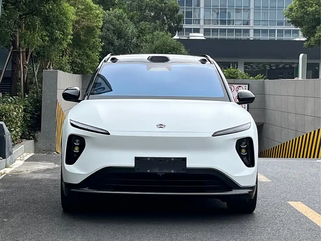 NIO ES6 — миниатюра 2