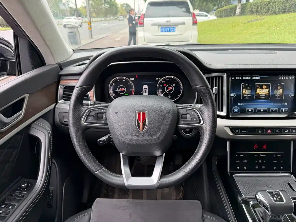 Hongqi Hongqi HS7 — миниатюра 14