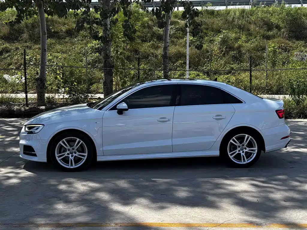 Audi A3 — миниатюра 4