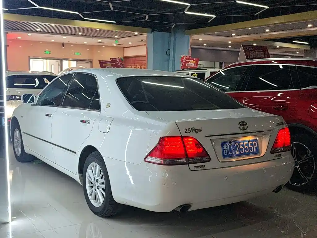 Toyota Crown 2007 2.5L Royal