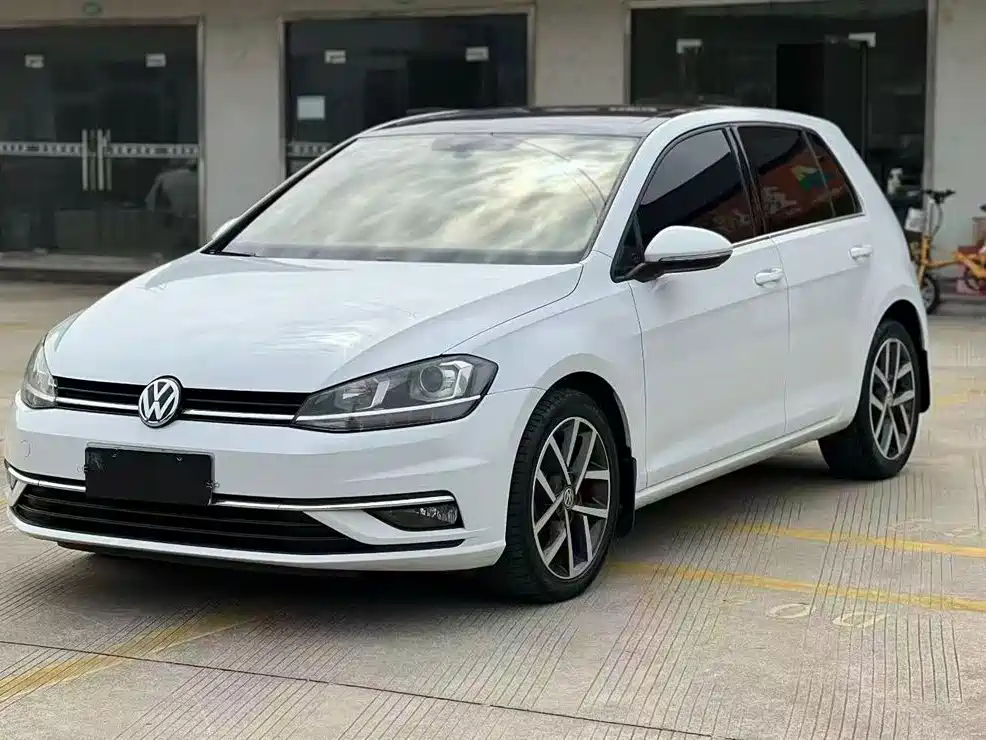 Купить Volkswagen Golf