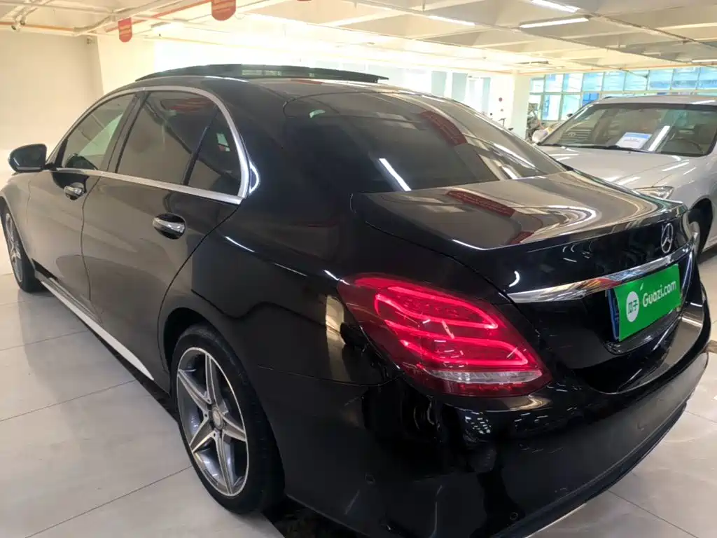 Mercedes-Benz C-Class — миниатюра 5