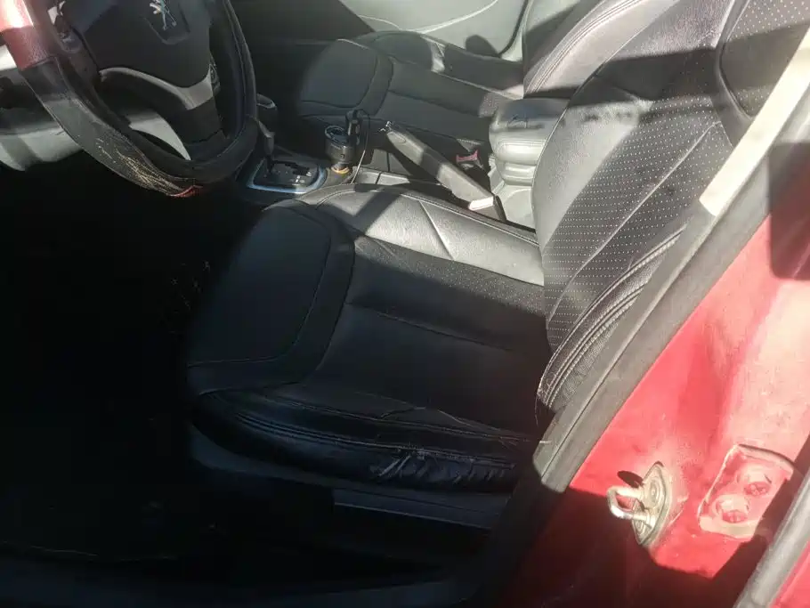 Peugeot 308 — миниатюра 9