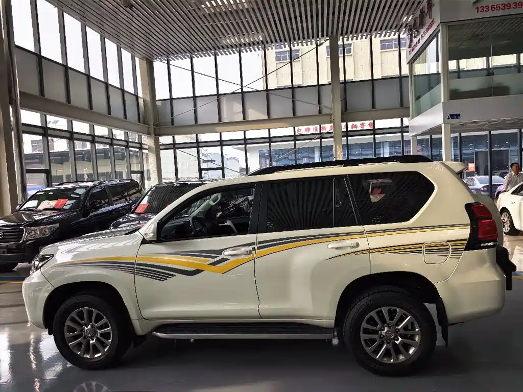 Toyota Prado — миниатюра 3