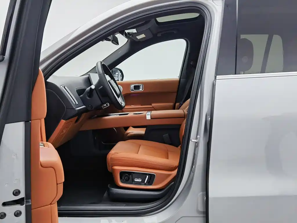 Li Auto Li L8 — миниатюра 10
