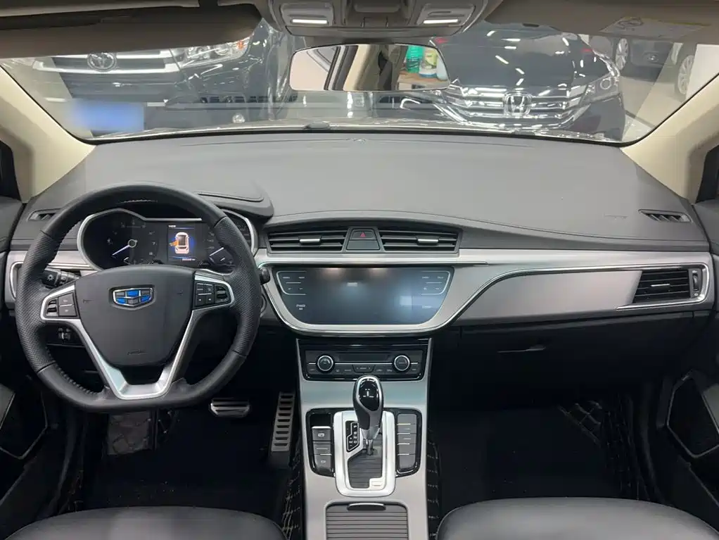 Geely Emgrand GS — миниатюра 11