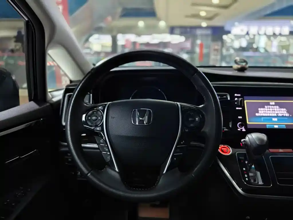 Honda Elysion — миниатюра 6