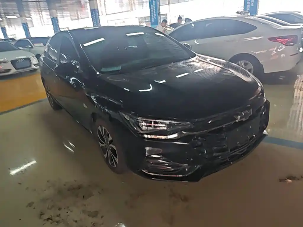 Chevrolet Monza — миниатюра 4