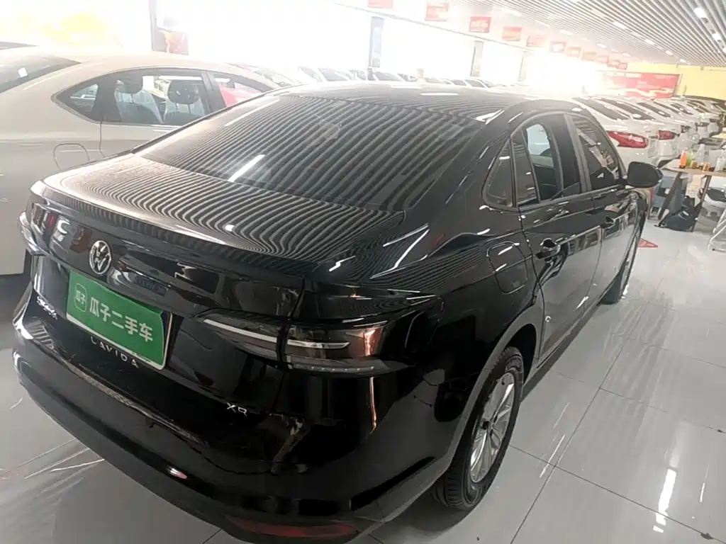Volkswagen Lavida — миниатюра 7