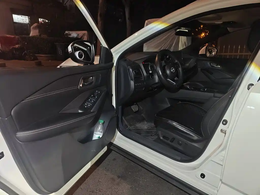 Nissan Qashqai — миниатюра 17