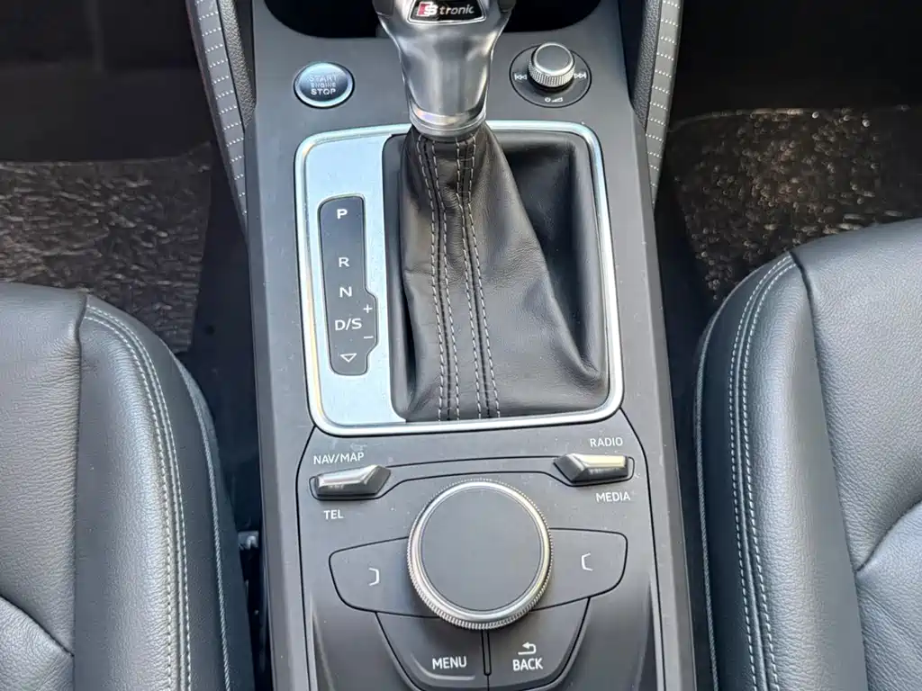 Audi Q2L — миниатюра 15