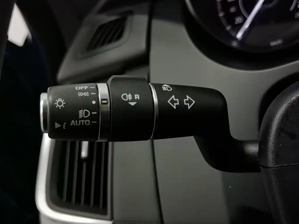 Jaguar E-PACE — миниатюра 21
