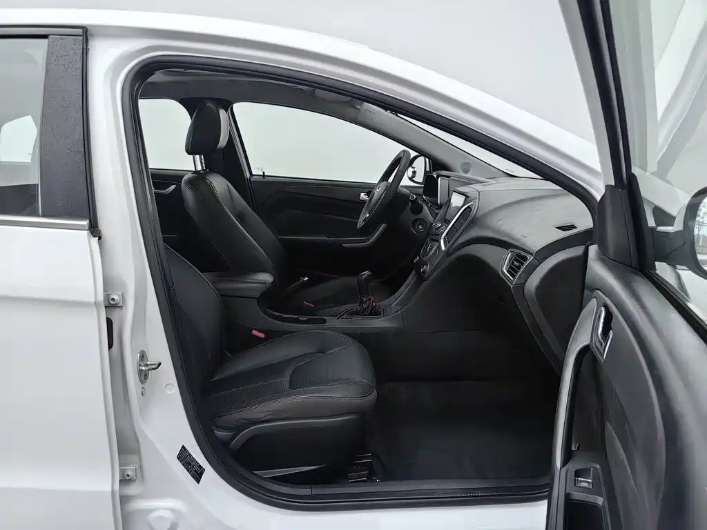 Chery Arrizo 5 — миниатюра 23