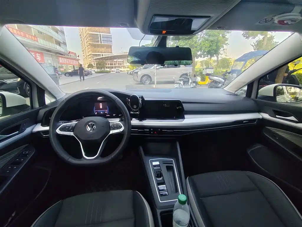 Volkswagen Golf — миниатюра 5
