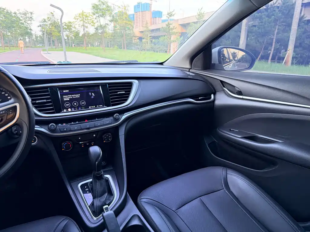 Buick Excelle — миниатюра 14