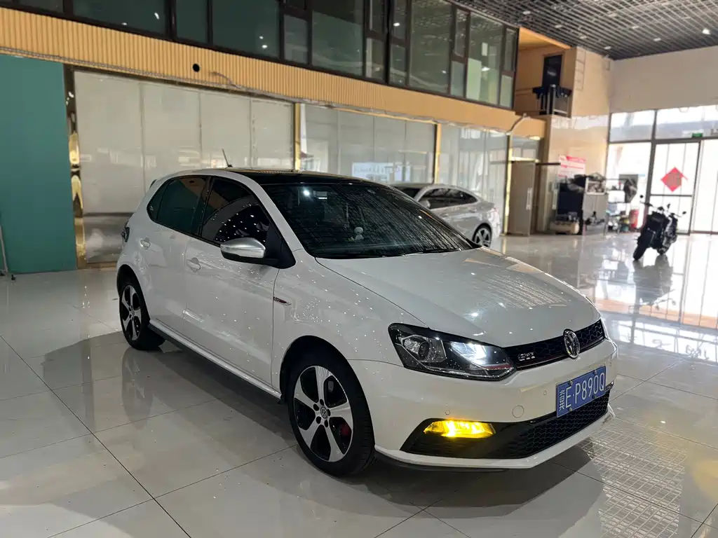 Volkswagen Polo — миниатюра 3