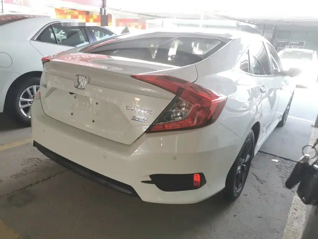Honda Civic — миниатюра 7