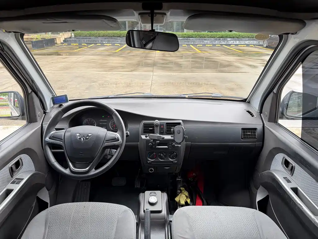 Wuling Rongguang EV — миниатюра 5