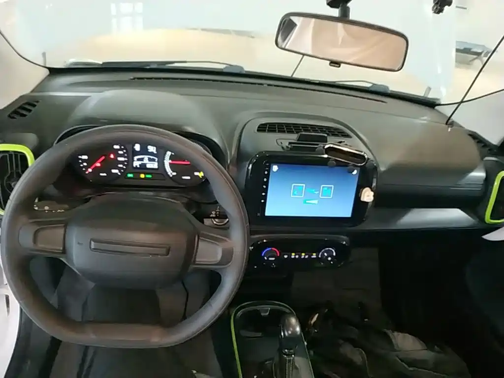 Roewe Clever — миниатюра 10