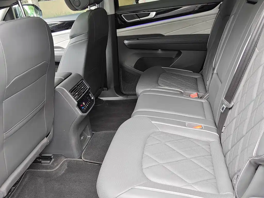 Volkswagen Teramont 380TSI 4WD Distinguished Luxury Edition, фото 9