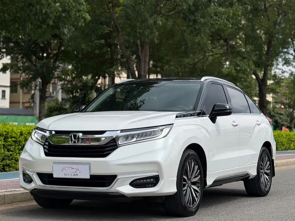 Купить Honda Avancier