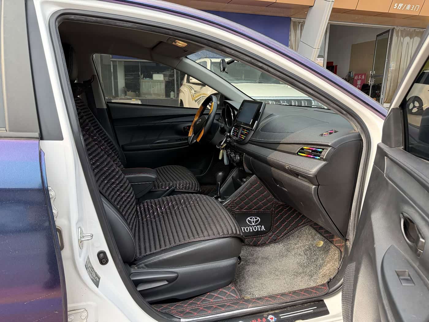 Toyota Vios 1.5 л 2021 г. Белый, пробег 31000 км
