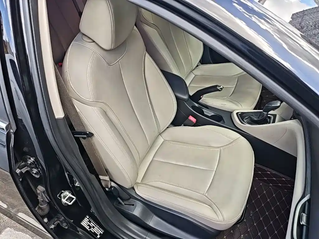 Buick Excelle — миниатюра 20