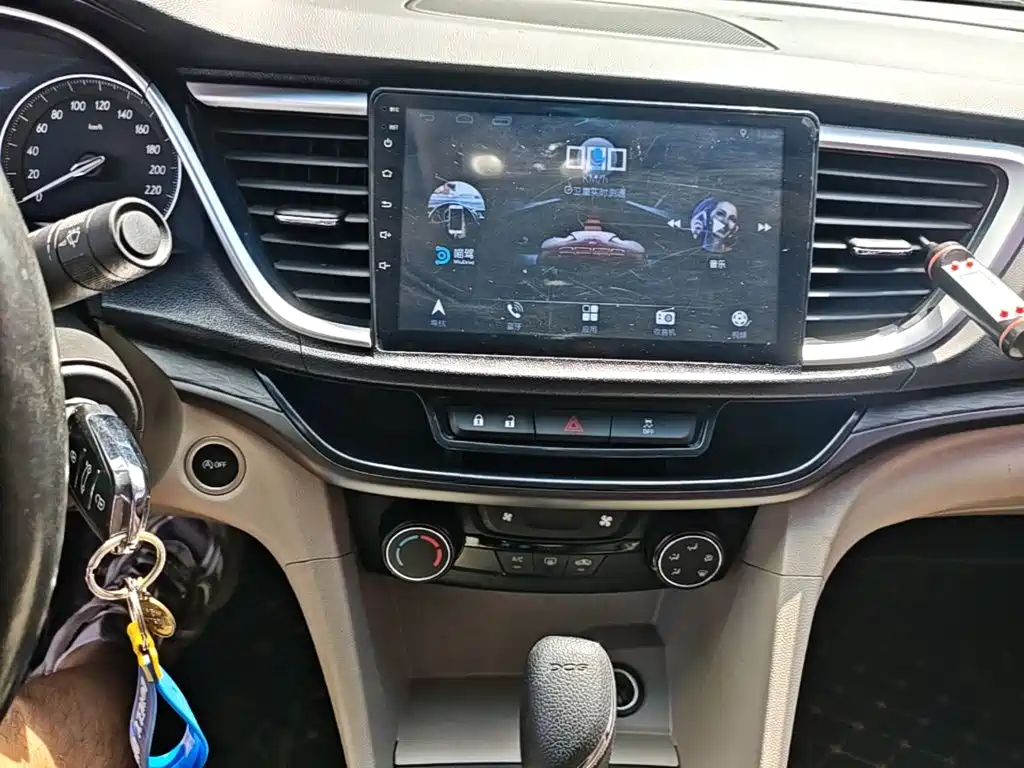 Buick Excelle — миниатюра 9