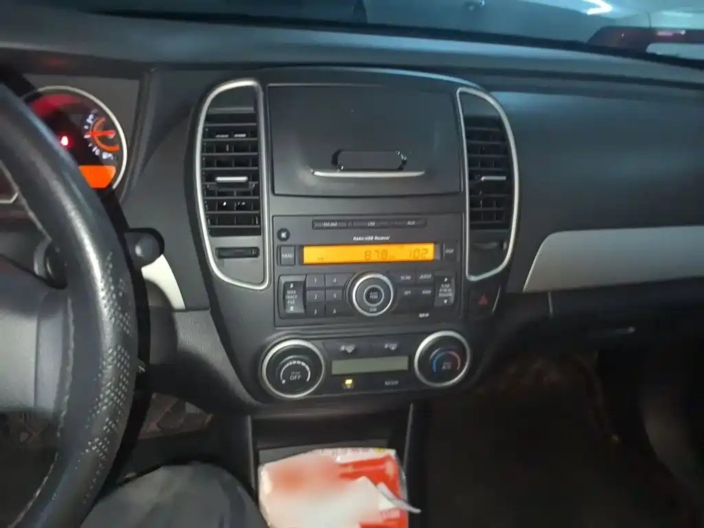 Nissan Sylphy — миниатюра 6